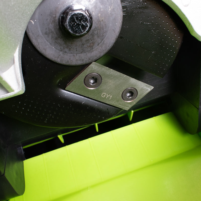 Trituradora eléctrica 2,500 W 50 L – 40 mm de corte