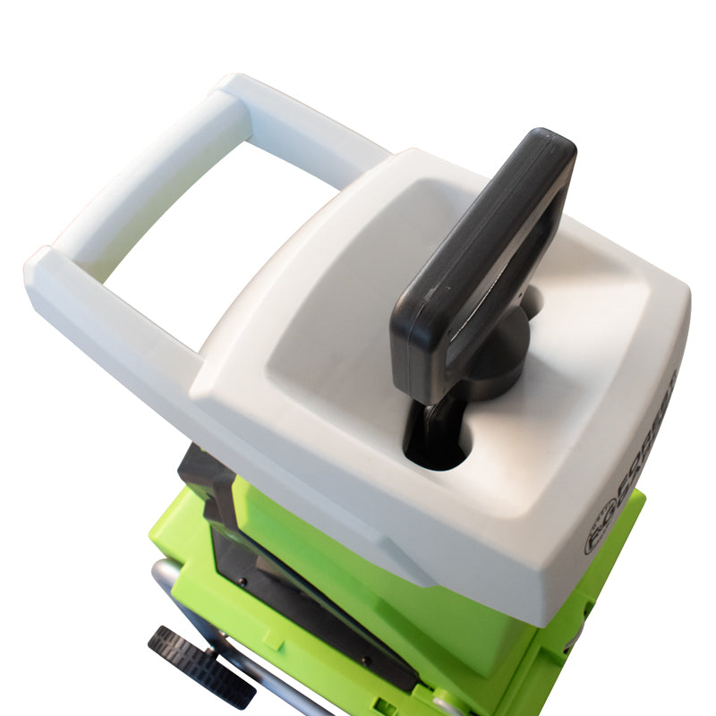 Trituradora eléctrica 2,500 W 50 L – 40 mm de corte